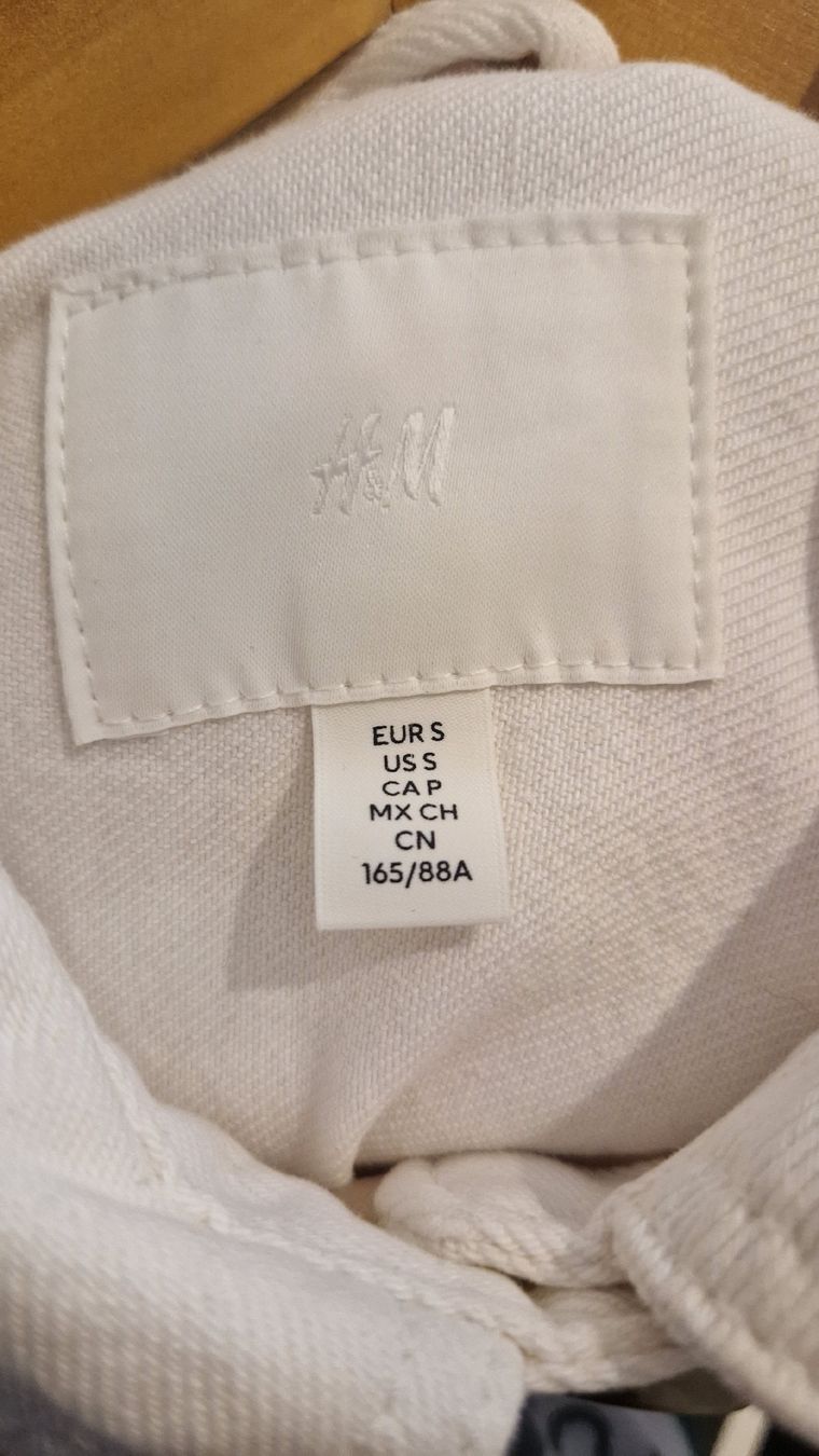 H&M Chemises: Giubbino di jeans – D'occasion à Zürich par lit_8d56 4