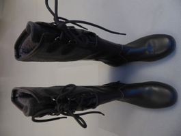 Schwarze UGG-Winterstiefel, Gr. 37, top Zustand, gefüttert