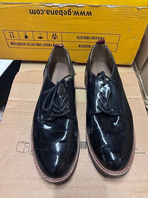 Scarpe da donna: Lackschuhe in Grösse 39 – Usato da Bern venduto da viddra