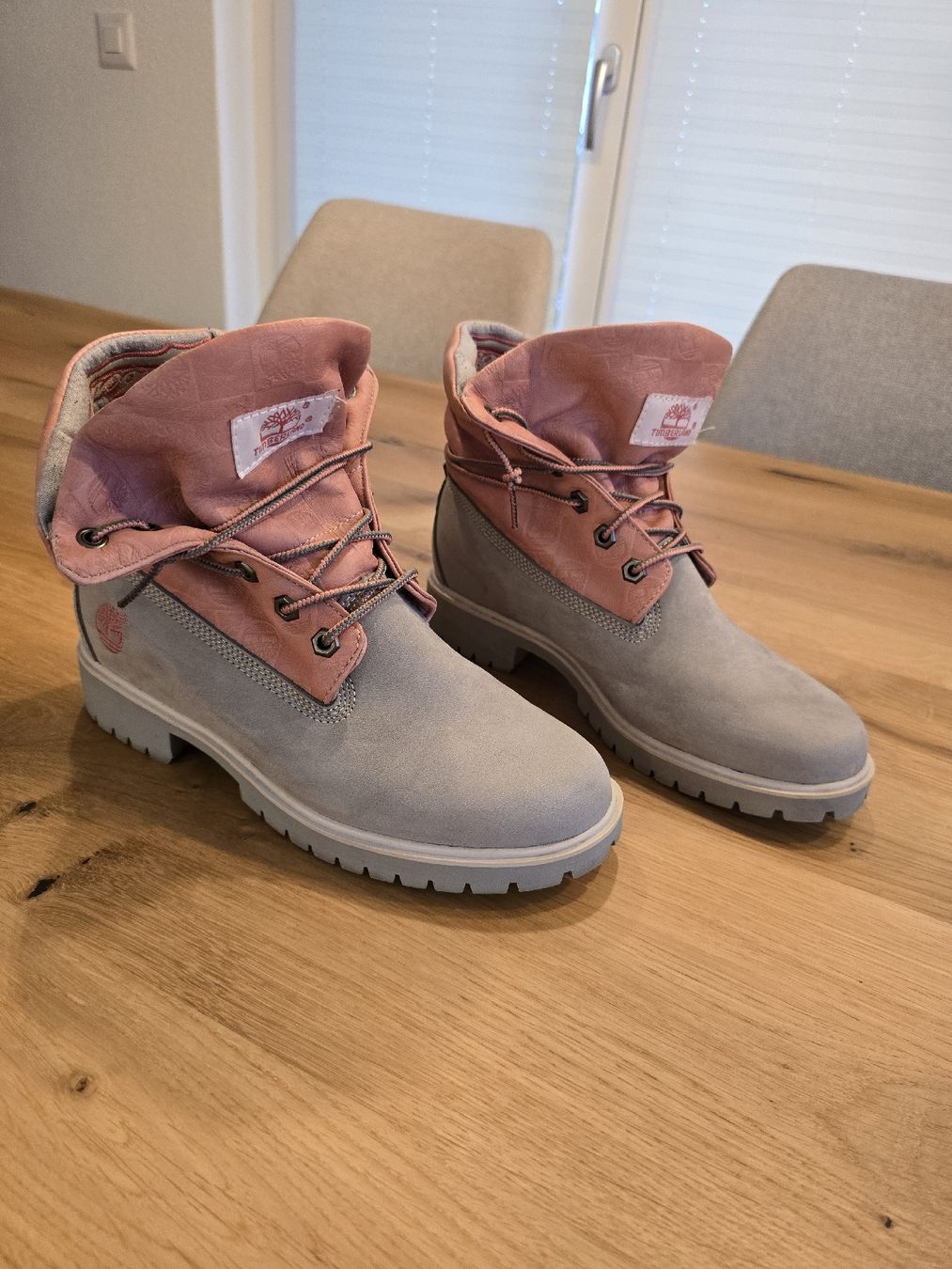 Timberland Scarpe da donna: Timberland Damenschuh, Grau/Rosa, Gr. 38 – Nuovo (secondo la descrizione) da Adliswil venduto da Suma8784 3