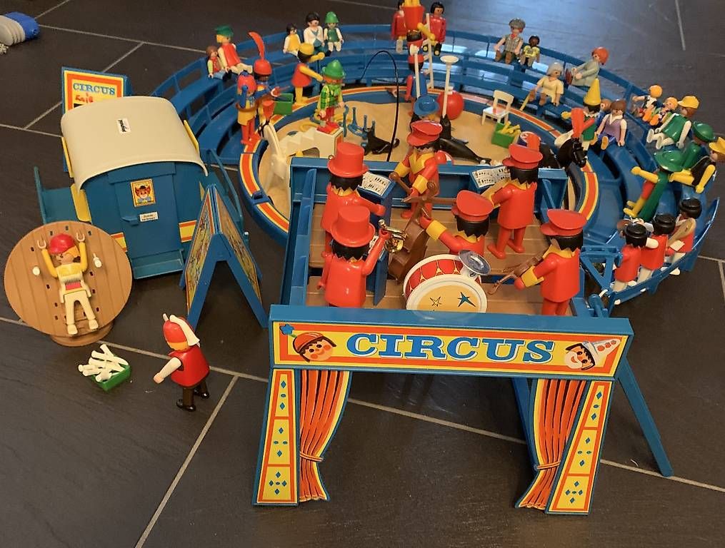 Playmobil Giocattoli: Playmobil riesen Zirkusset – Usato da Bättwil venduto da ulr_gtc9 1
