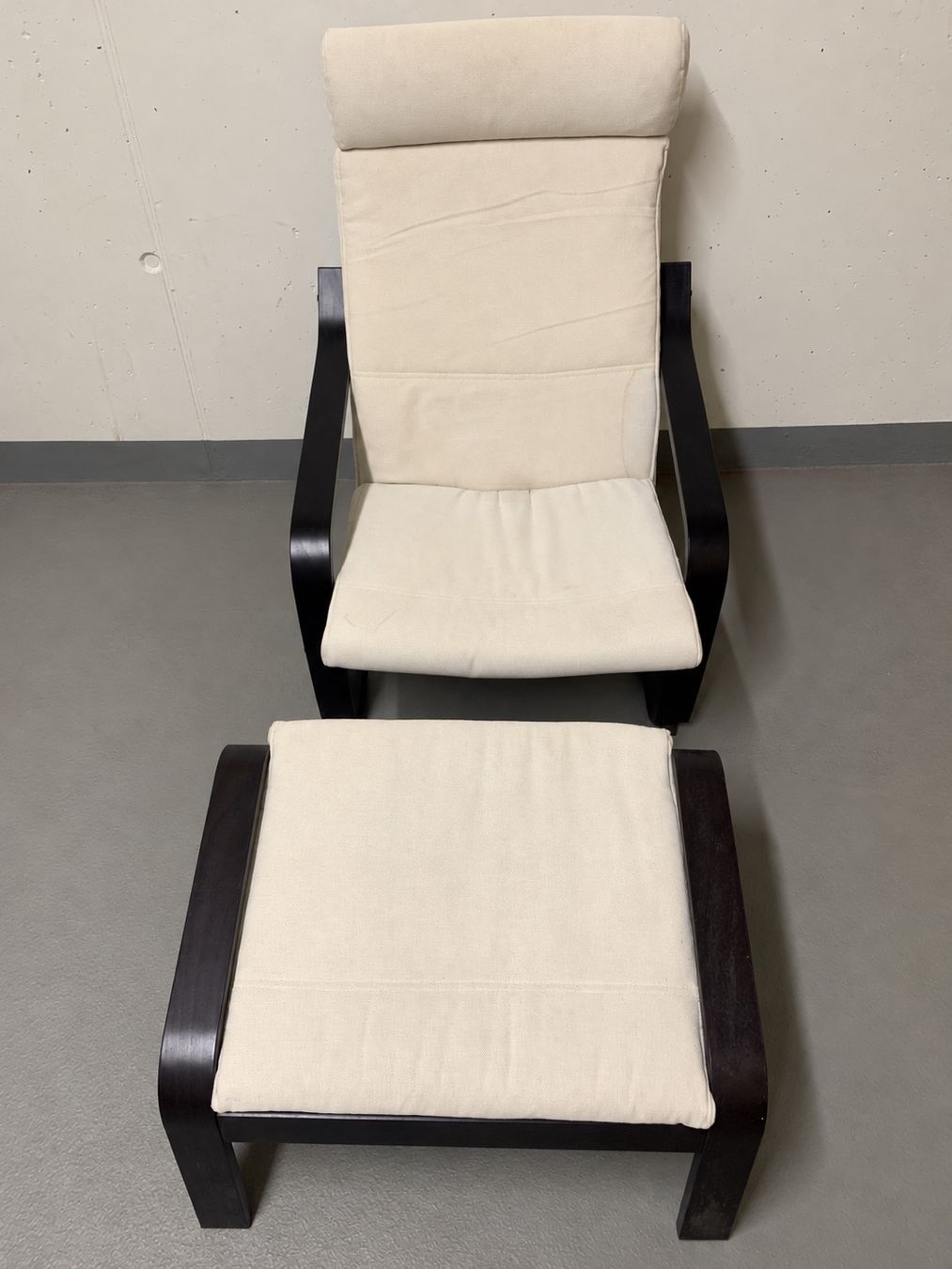 Ikea Poltrone: IKEA Sessel mit Fusshocker Gebraucht – Usato da Steinhausen venduto da CardNGame 1