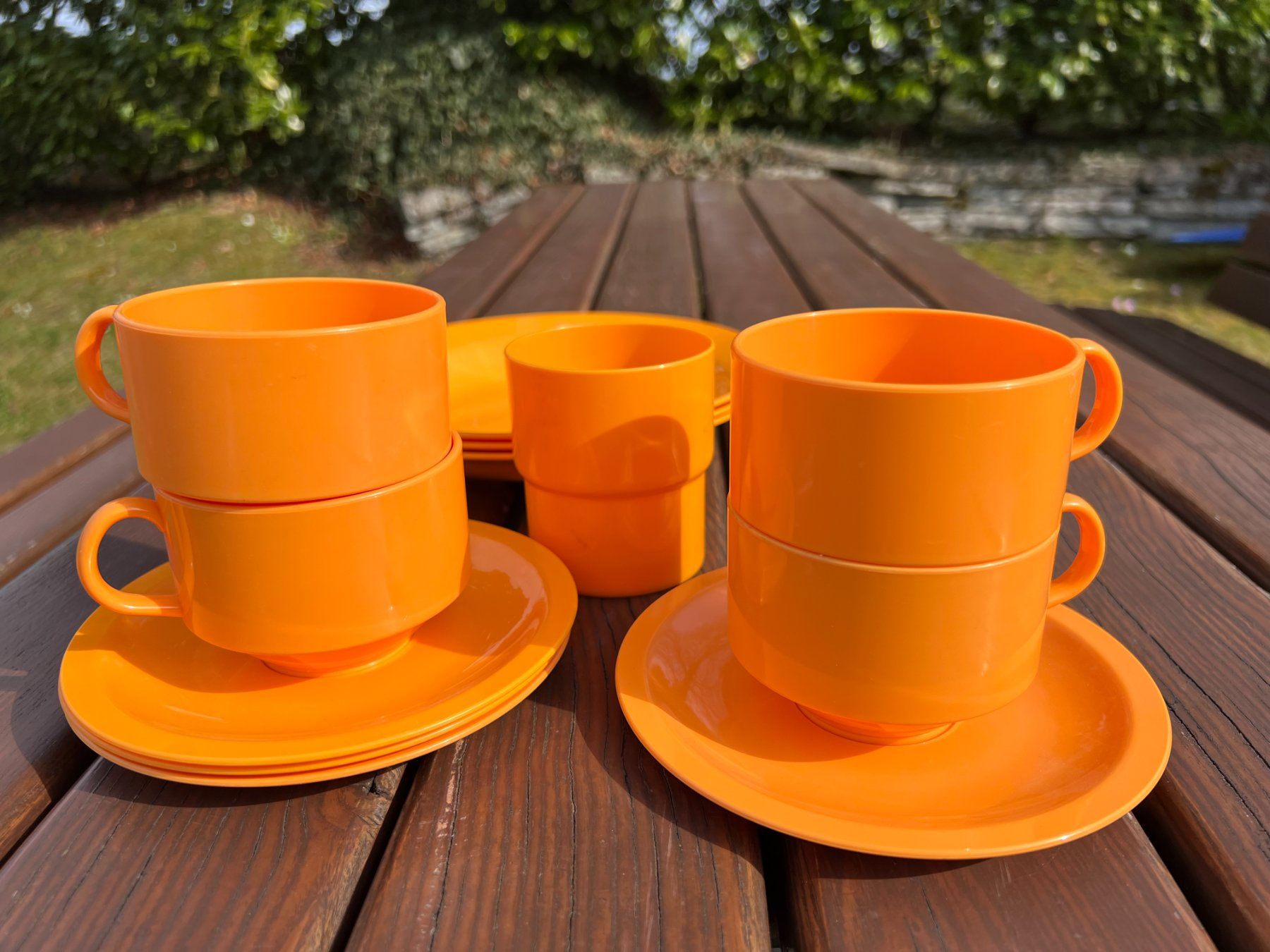 Set di piatti: Vintage Picknick - Campinggeschirr - Set – Usato da Walzenhausen venduto da stilvollwohnen 3