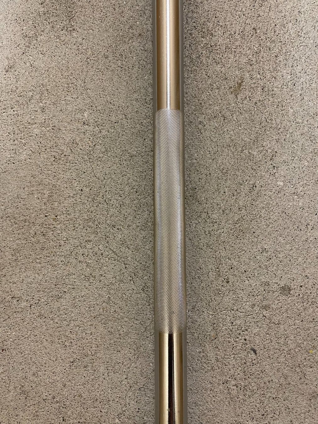 Hanteln & Gewichte: Langhantelstange mit Sternverschluss 160 cm – Gebraucht aus Biberist von  4