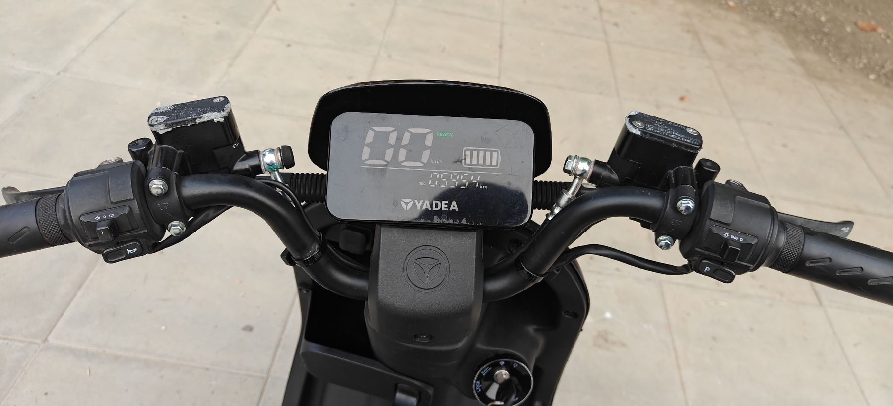 Yadea Scooters: Elektroroller Yadea de38 23kmh – Gebraucht aus Münchenstein von s3bas7ian 5
