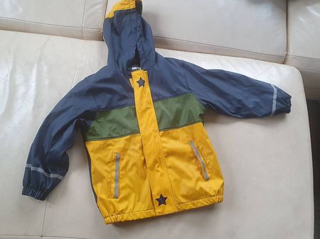 Regenjacke gefüttert Grösse 110 / 116