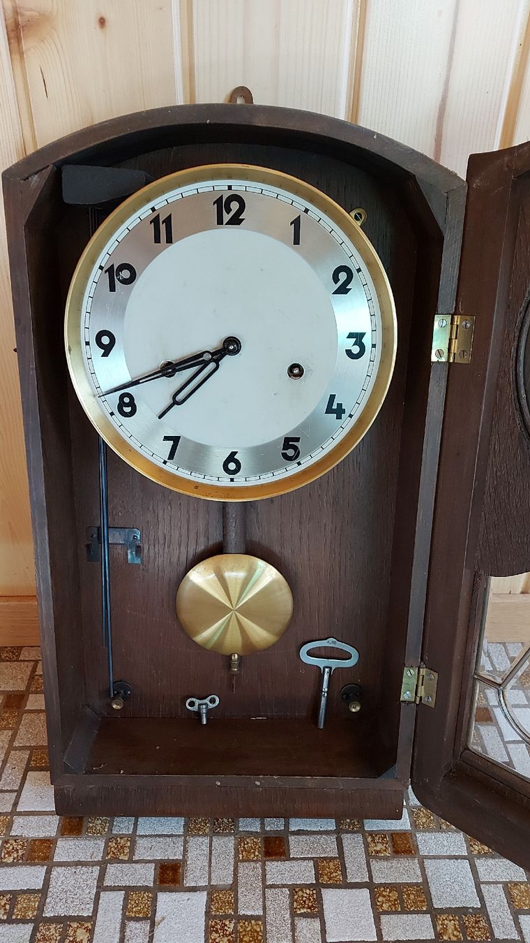 Orologi: Antike Wanduhr – Usato da Schwarzenegg venduto da babale 1