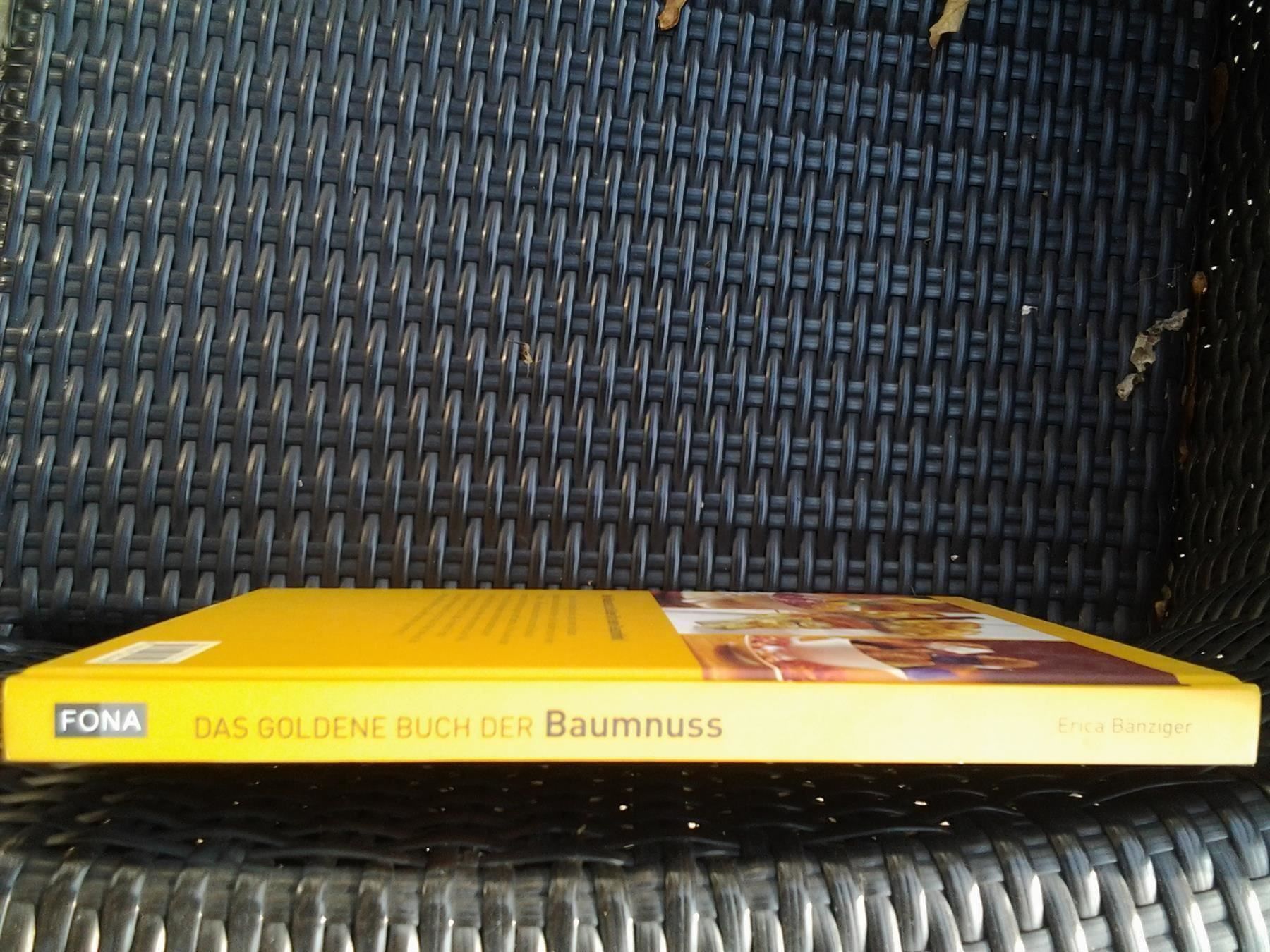 Libri: Erica Bänziger   Baumnuss – Nuovo (secondo la descrizione) da Wildensbuch venduto da Mangosteen7 6