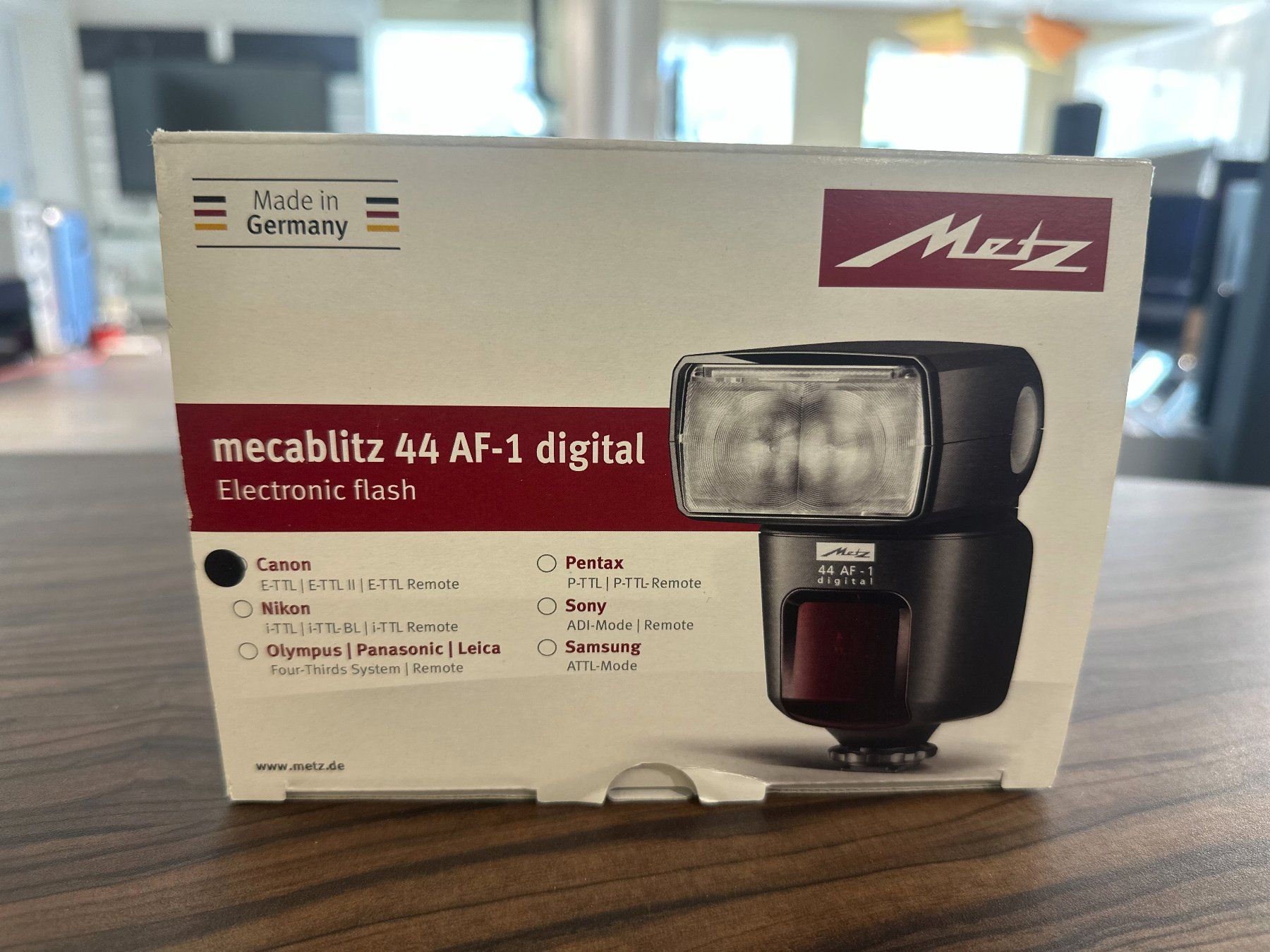 Mecablitz Flash: Metz mecablitz 44 AF-1 digital – Usato da Appenzell venduto da 1xRichtig