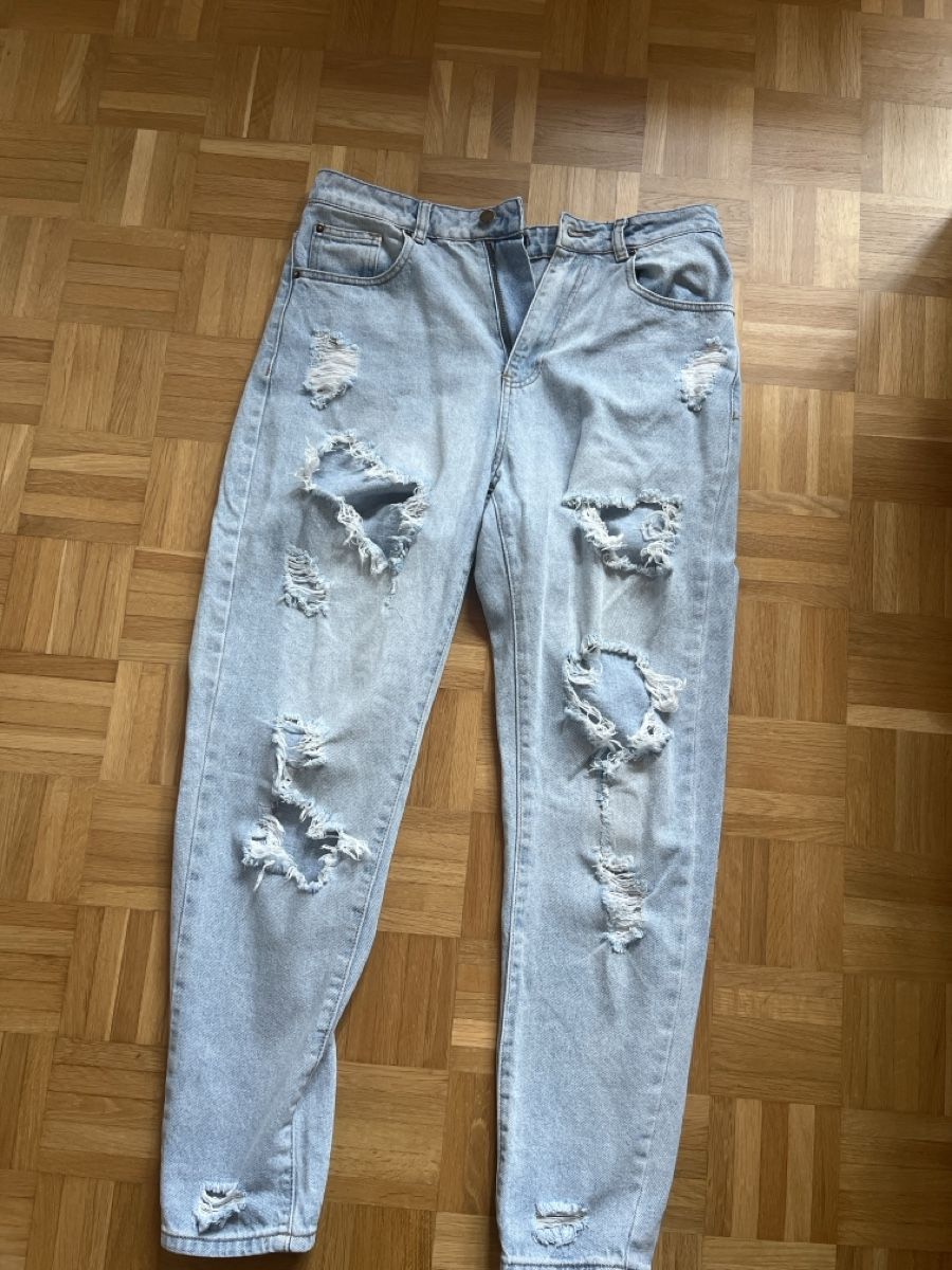 Jeans: Helle Jeans Even&Odd, Grösse 40, Top Zustand – Nuovo (secondo la descrizione) da Humlikon venduto da ramona.zh 1
