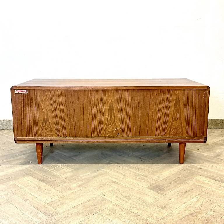Cassettiere: Mid Century danish teak Lowboard by DYRLUND – Usato da basel venduto da vintory.ch 7