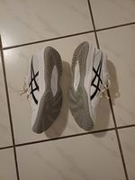 Asics Hallenturnschuhe Gr. 35.5