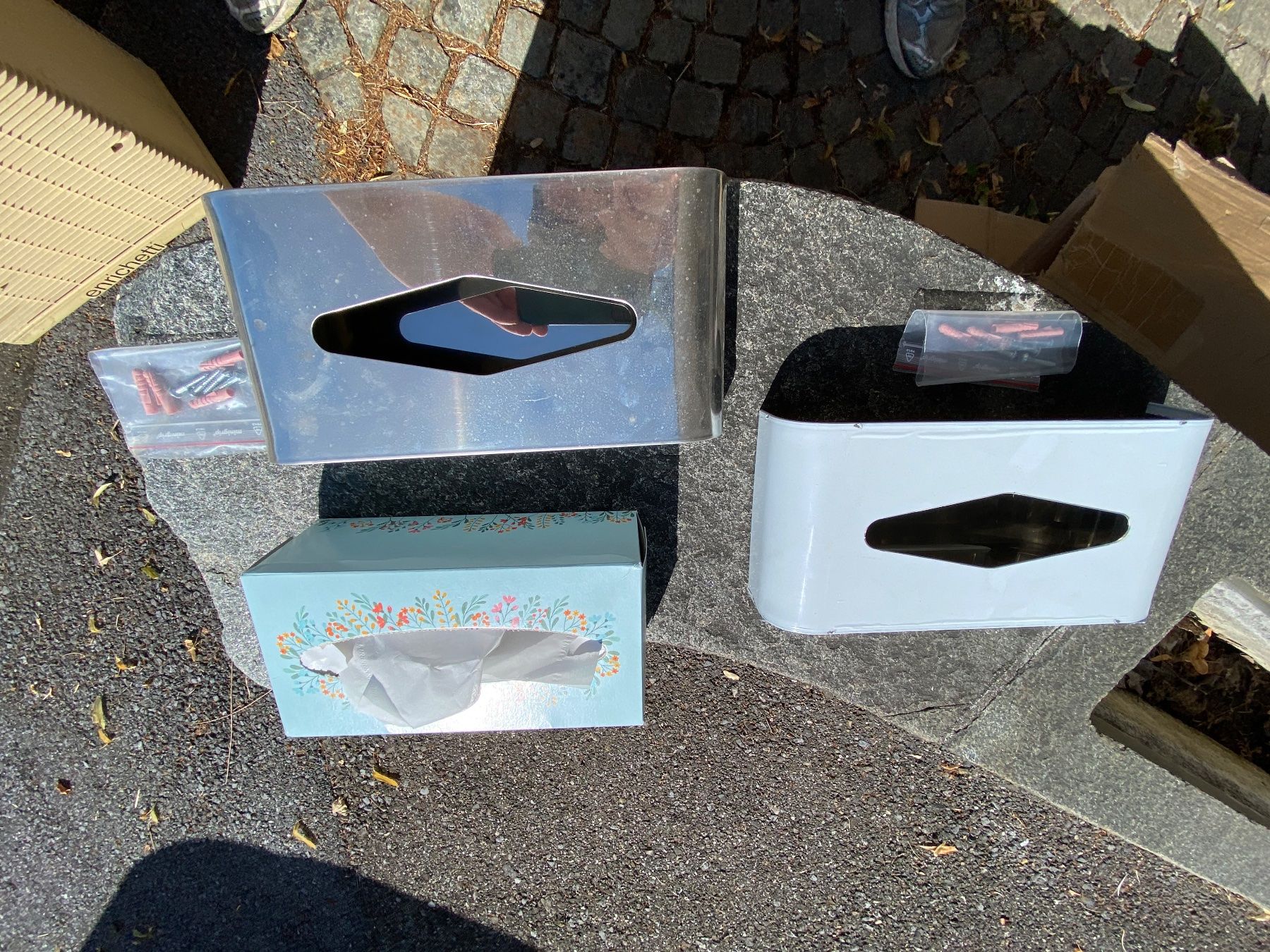 Casse di trasporto: Tissue box holders stainless steel with screws – Nuovo e nell'imballaggio originale da Amden venduto da dubaibaba