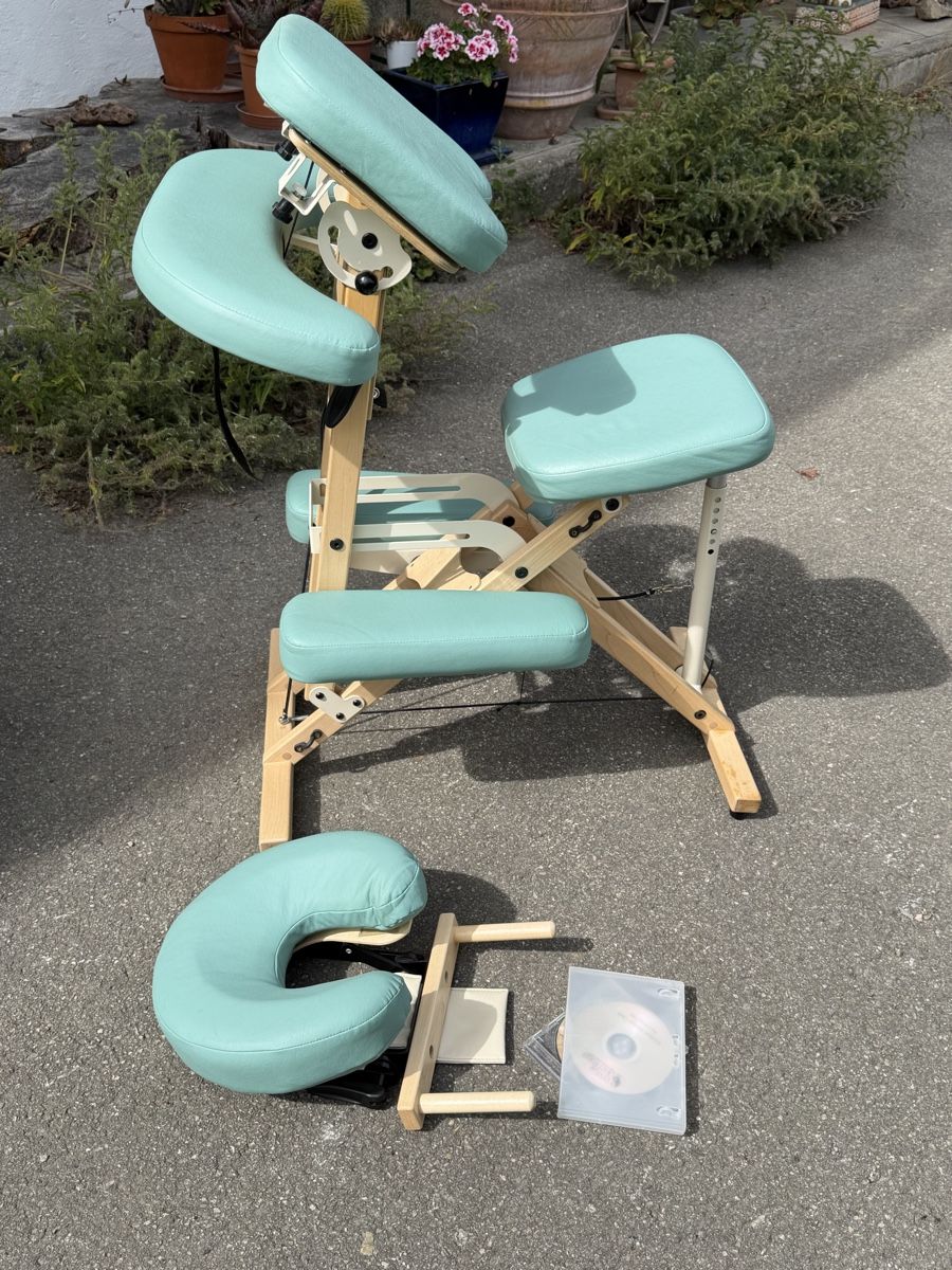 Lettini & sedie per cosmetici: Massage Stuhl Custom Craftworks Freedom  – Usato da Konolfingen venduto da petzipetz