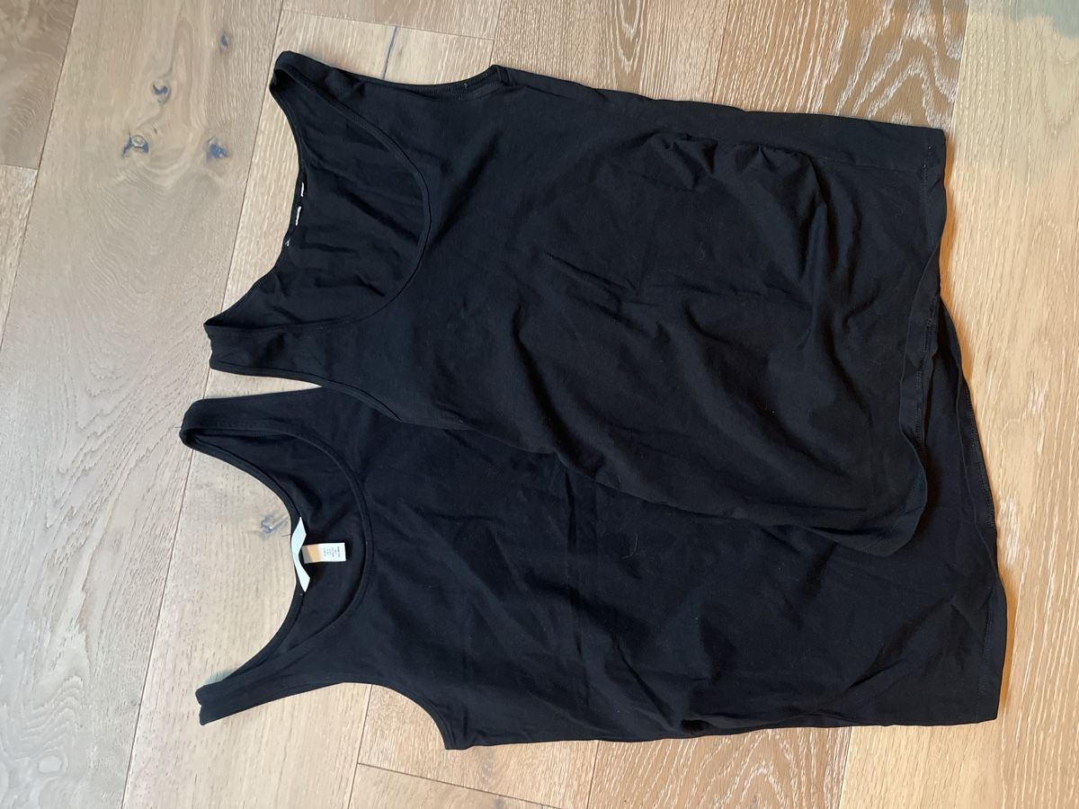 H&M Tops: Schwarze Umstand-Tops. Grösse S, H&M. – Gebraucht aus Regensdorf von tan_2r7w