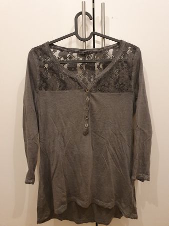 Review Longsleeve grau, Spitze Gr. S (Blusenshirt)