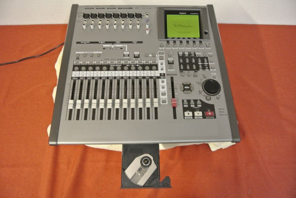 ROLAND VS 2400 CD Kaufen auf Ricardo