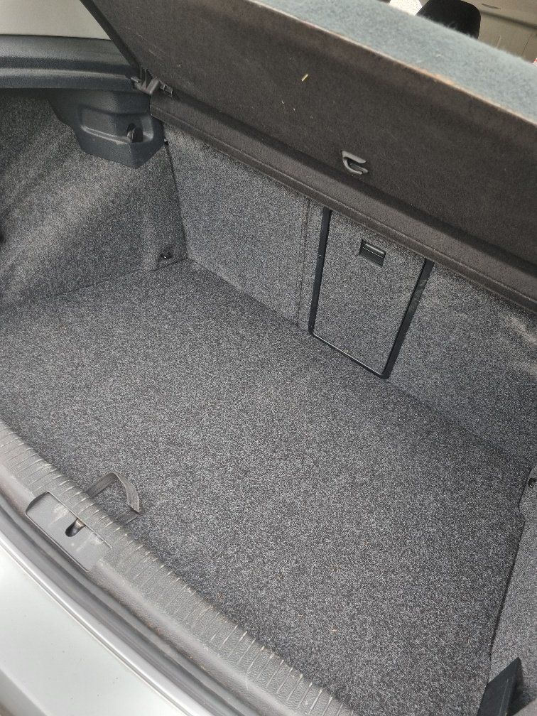 VW Autos: VW Golf VI 2.0 TDI 4Motion – D'occasion à Einsiedeln par Fluh05 8