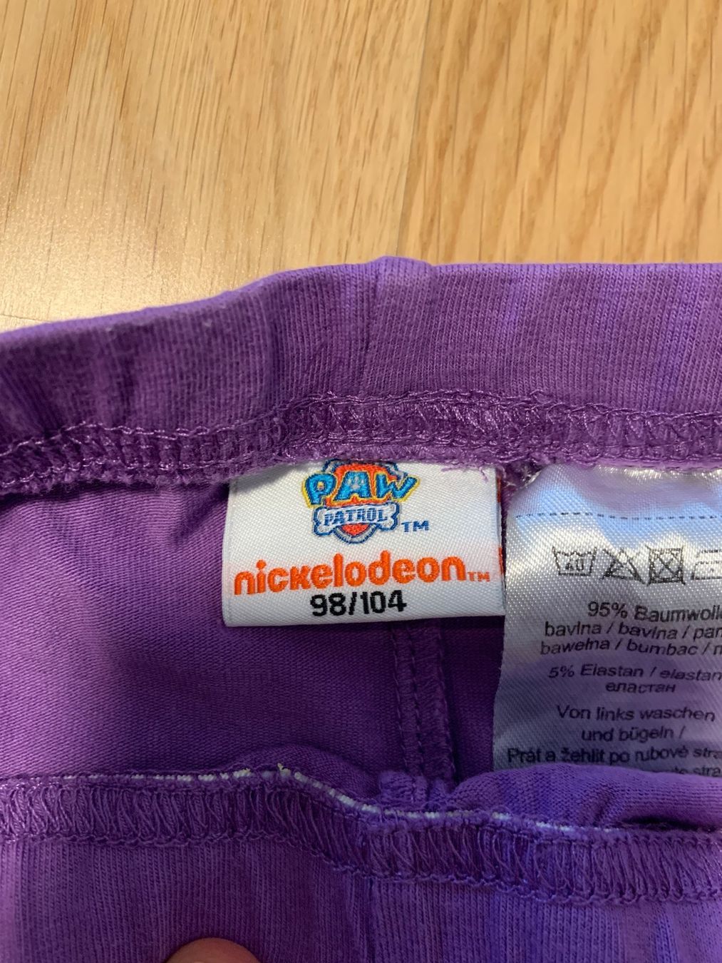 Calze & Collant: kinder leggins 2 paar Gr.104 – Usato da Zürich venduto da bur_6jq9 1
