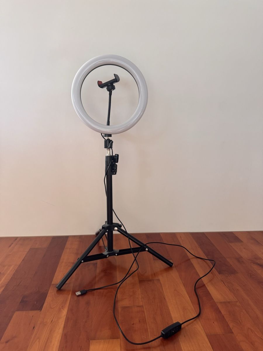 Trépieds & Accessoires: Dreibein Stativ Halterung mit LED Ringleuchte – Neuf (Voir description) à Baden par psc_tbw2