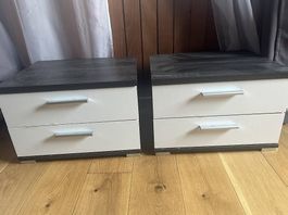 Paire de tables de nuit 2 tiroirs