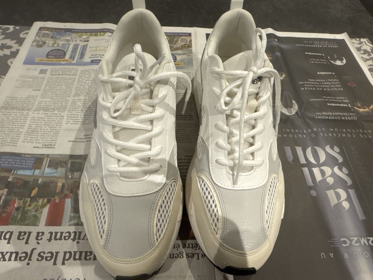 Diesel Scarpe da uomo: Chaussure diesel – Nuovo (secondo la descrizione) da Montreux venduto da luc_w7cx