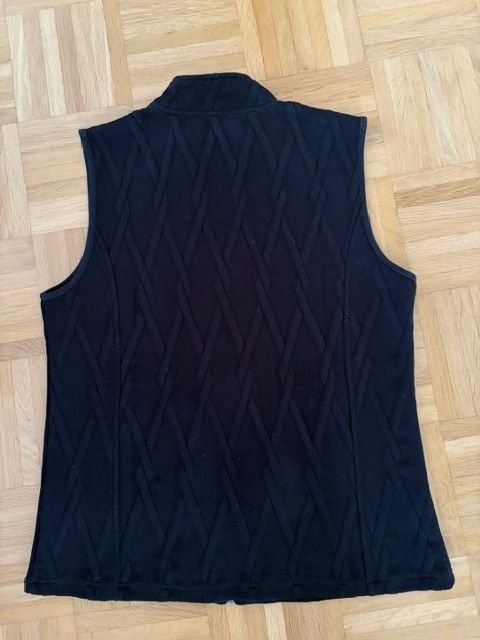Gilet & Giacche: Gilet Gr. M – Nuovo (secondo la descrizione) da Walenstadt venduto da ricamul 8