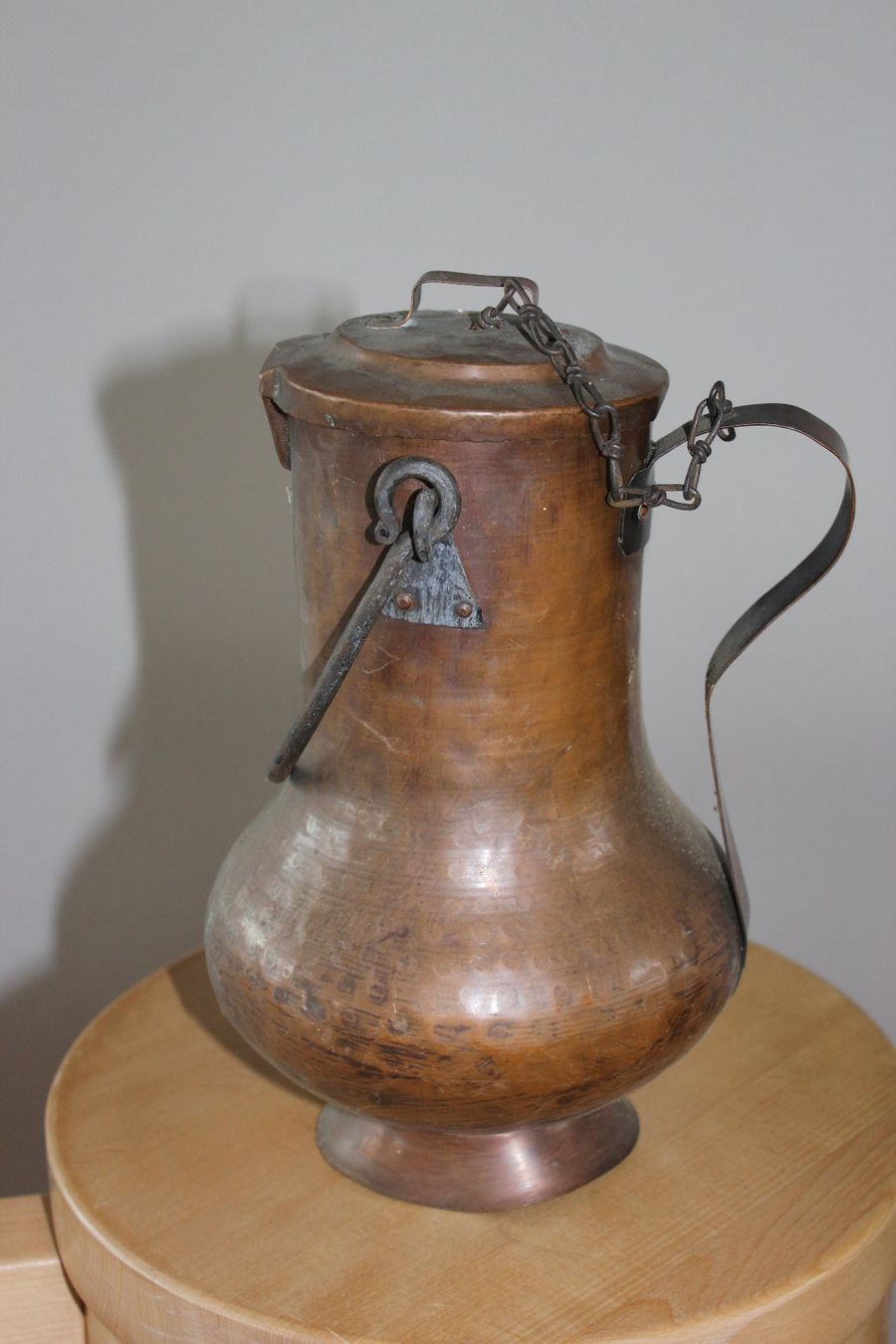 Caraffe: Kupfer-Karraffe, antik – Usato da Riken AG venduto da Mariol02