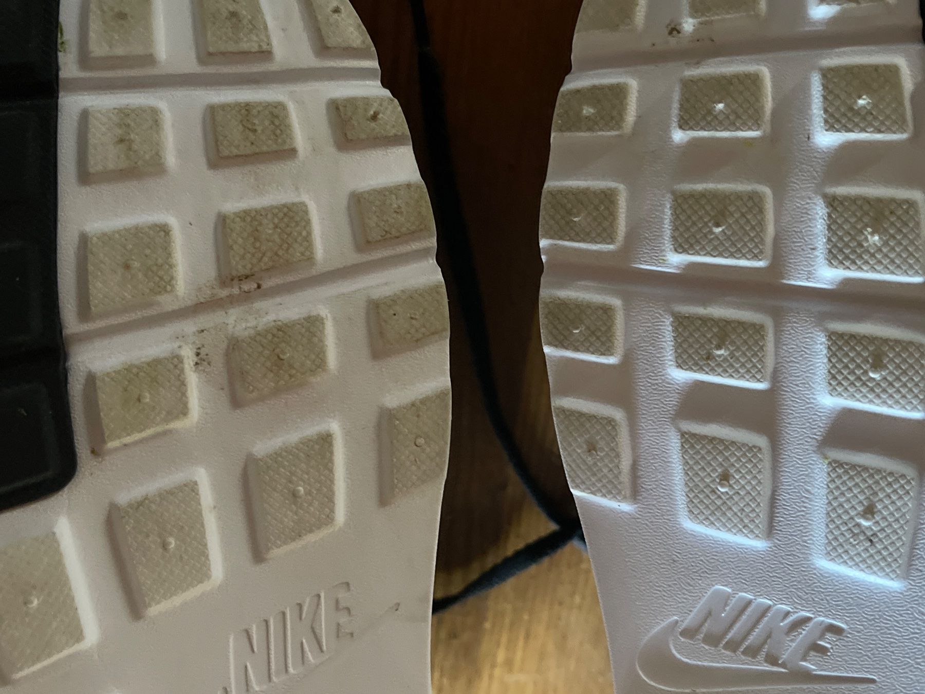 Nike Scarpe da uomo: NIKE Sneaker – Nuovo (secondo la descrizione) da Weiningen TG venduto da Majorette 5