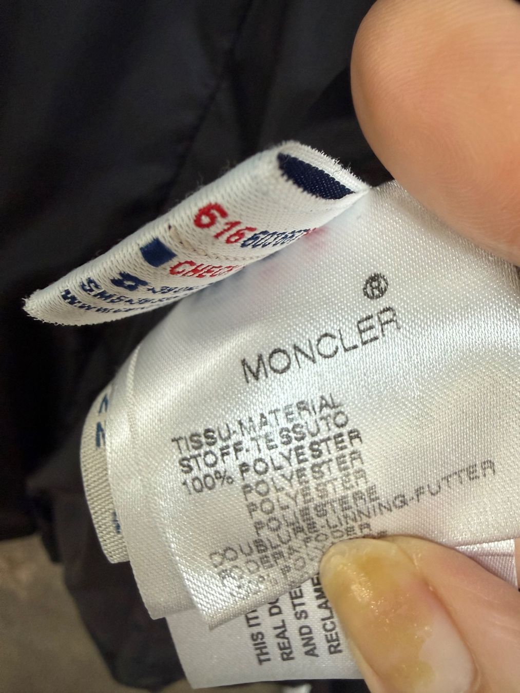 Moncler Jacken: Moncler Daunenjacke – Gebraucht aus Lutzenberg von Schatzkiste88 4