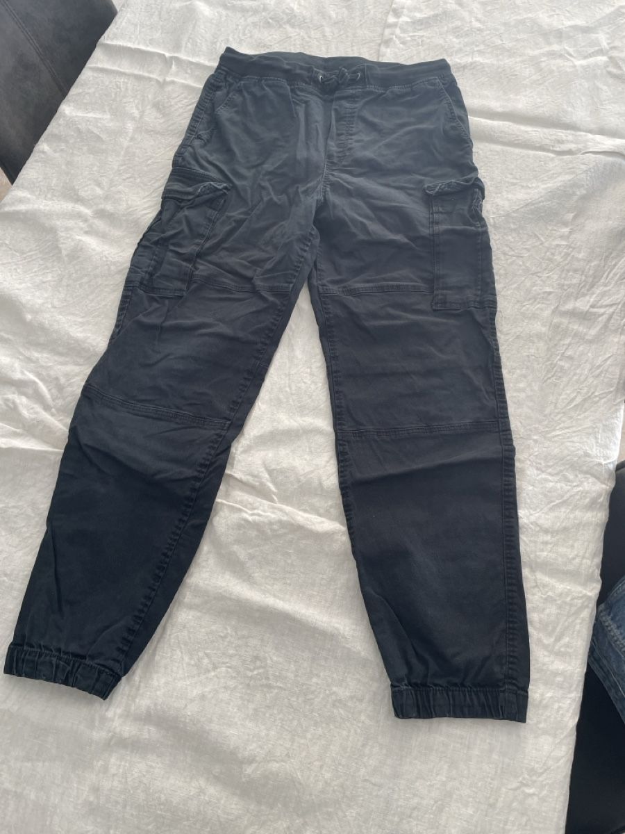 H&M Pantaloni: 5-teiliges Hosen Set, Grösse 170 – Usato da Weesen venduto da Steiboeck 1