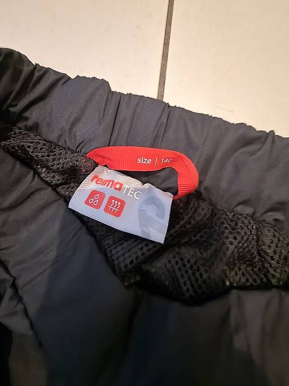 Pantaloni: Reima Tec Regenhose Gr. 140 – Usato da Bülach venduto da Potinam 2