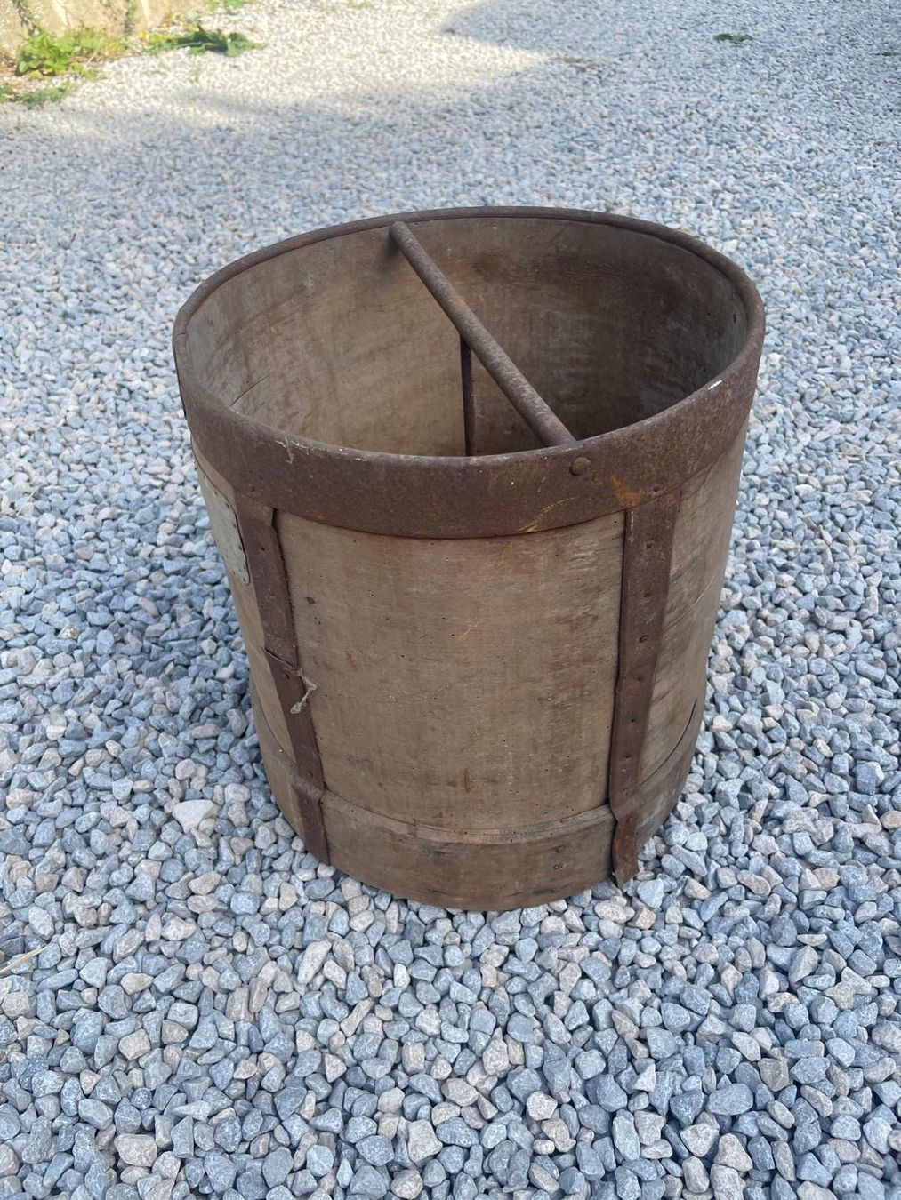 Alle Werkzeuge: Boisseau mesure grain ancienne bois – Gebraucht aus Lajoux JU von Briard0 2