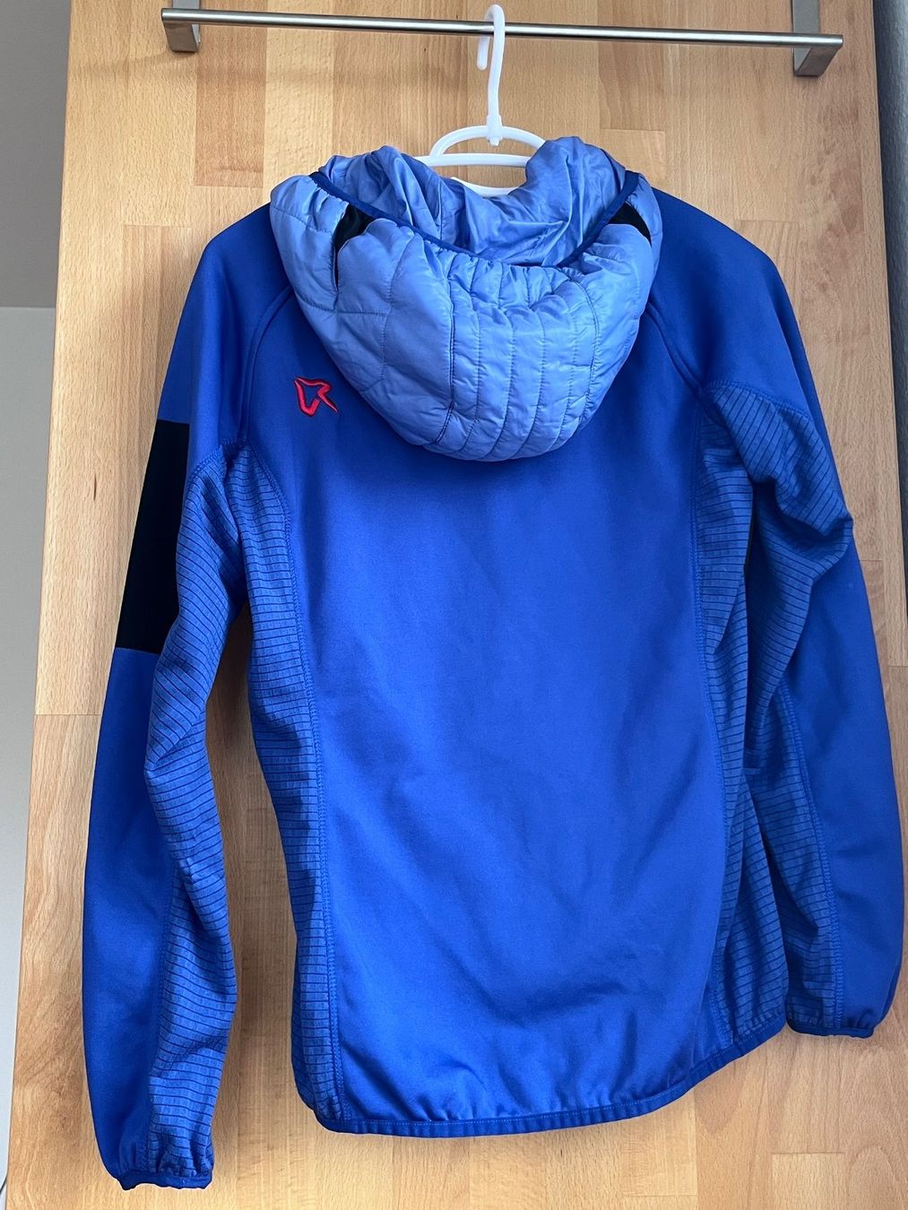 Giacche: Sportjacke – Usato da Liestal venduto da suz_2xmj 1