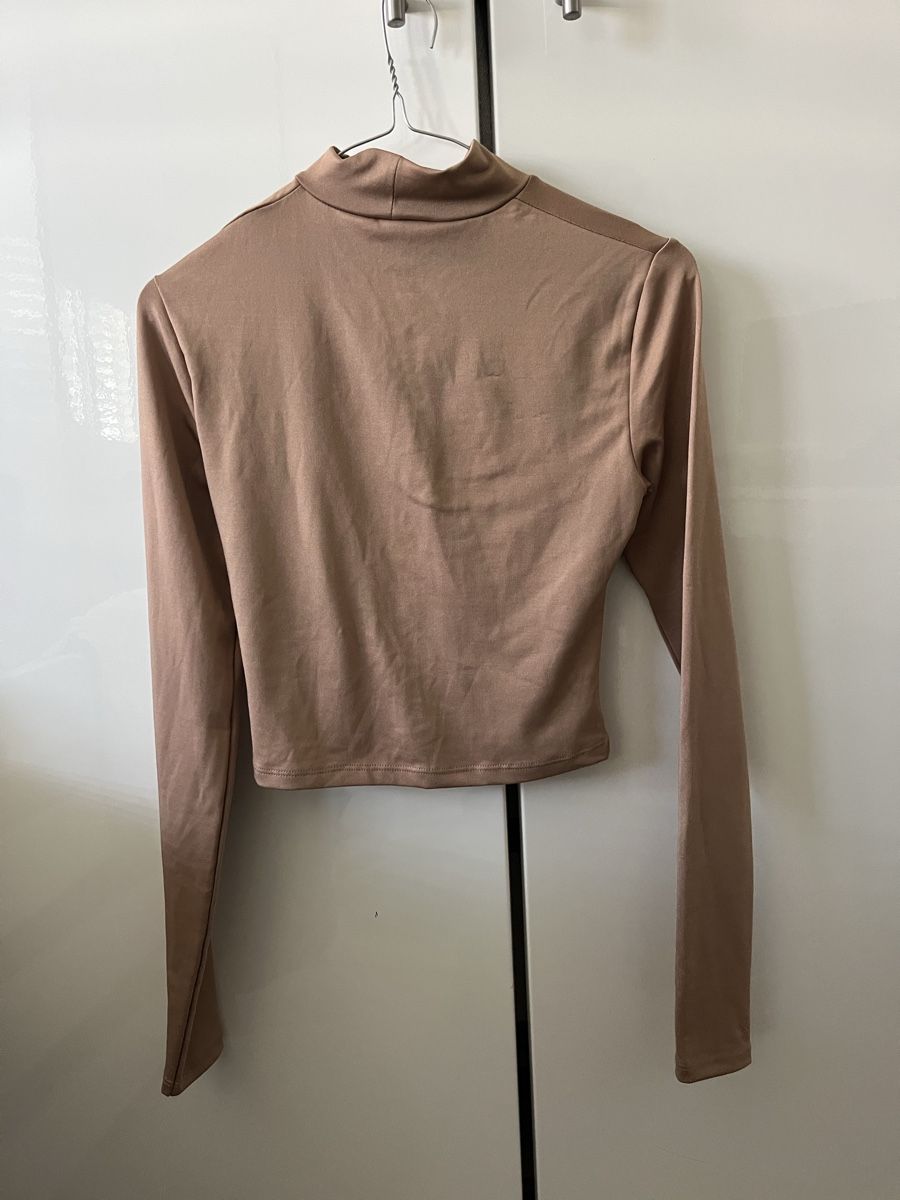 Zara Top: Haut élégant beige taille S – Nuovo (secondo la descrizione) da Aigle venduto da sow_m7gm 4