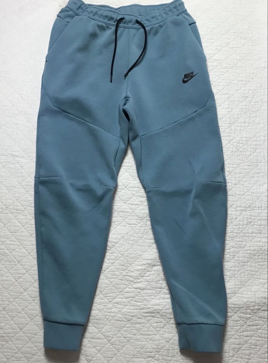 Nike Pantaloni: Nike Tech Trainerhose Gr. S  – Usato da Erlinsbach SO venduto da dikaan