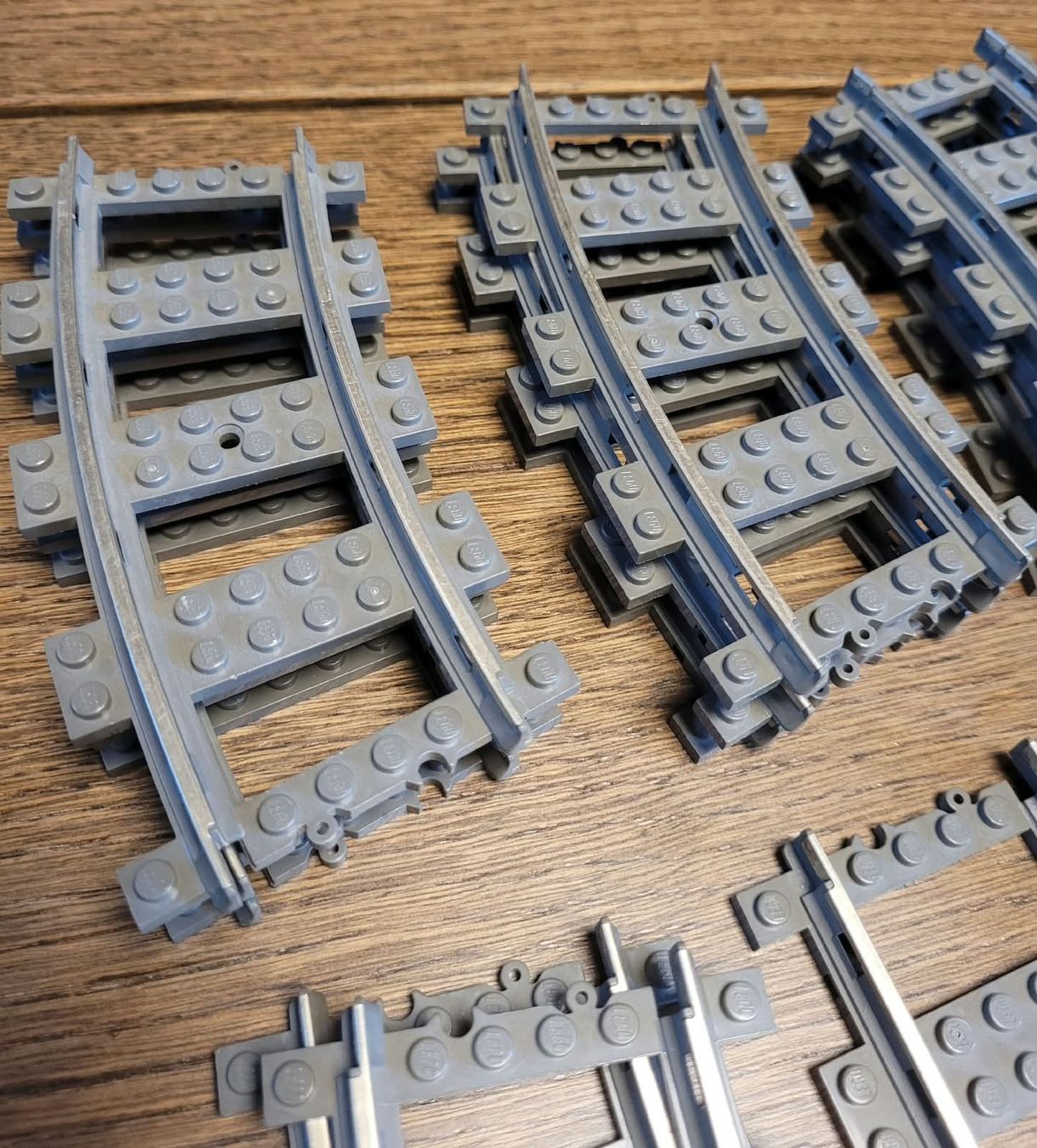 Modelleisenbahnen: LEGO 9-V-Elektrozug-Gleise, – Gebraucht aus Sonceboz-Sombeval von ter_9rc5 4