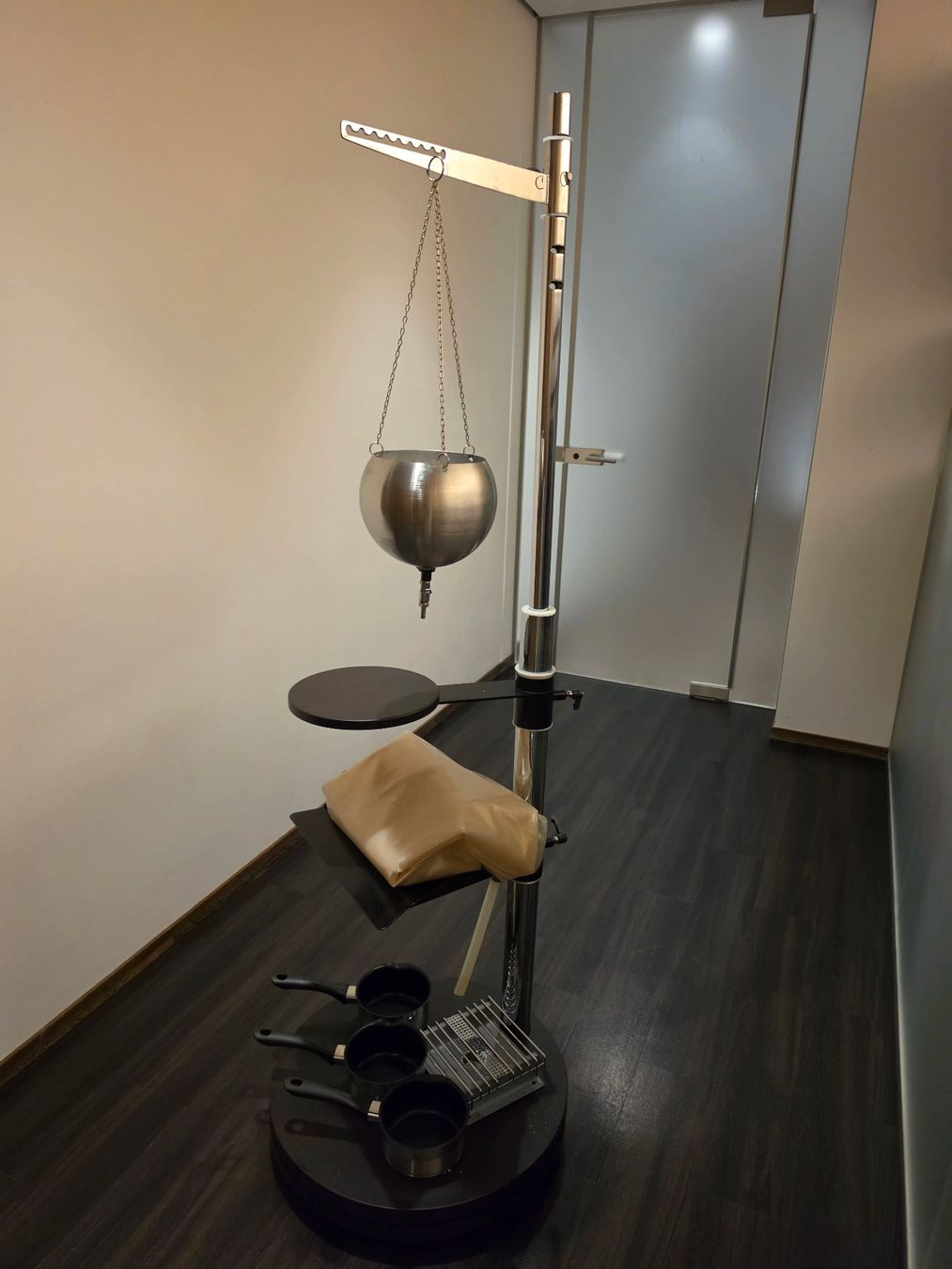 Attrezzature mediche: Stirnguss Gerät. Shiro Dhara – Usato da Lipperswil venduto da hau_k9g9 2