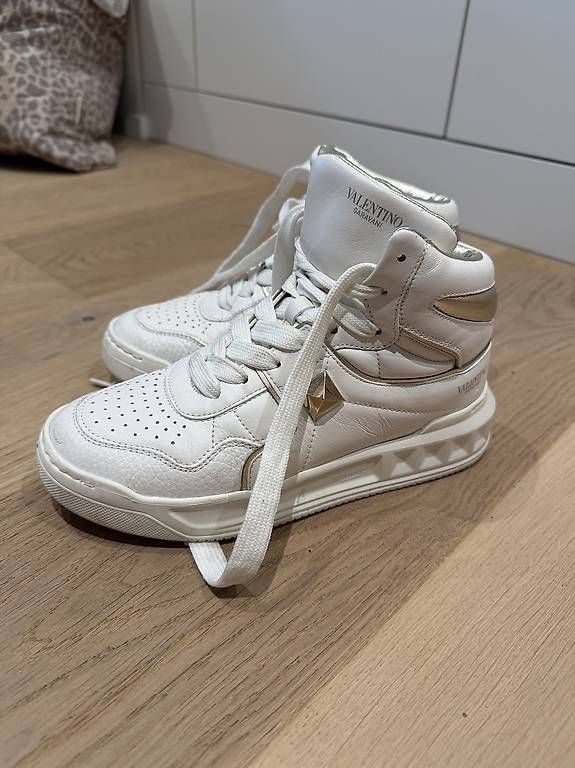 Valentino Scarpe da donna: Valentino Sneaker Damen Gr. 36 – Usato da Ennetbürgen venduto da Jvek
