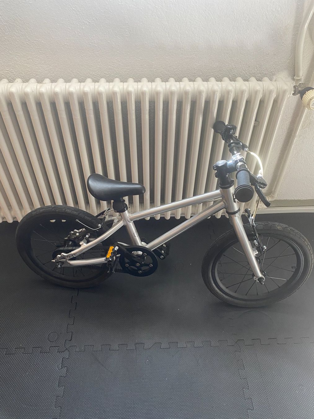 Siech Biciclette: SIECH Kindervelo Junior 16" silber – Usato da Küsnacht ZH venduto da Remoulade