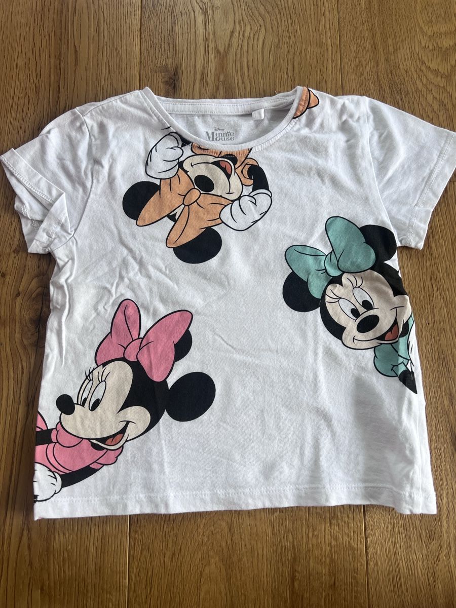 C&A Camicette, T-shirt & Top: Minnie Mouse T-Shirt Grösse 104 – Usato da Breitenbach venduto da Saskia.Betschart
