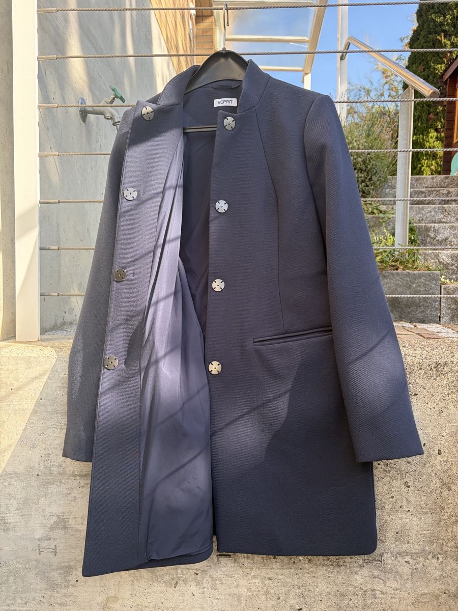 Esprit Cappotti: Esprit Mantel – Usato da Winterthur venduto da Cornelia.su 1