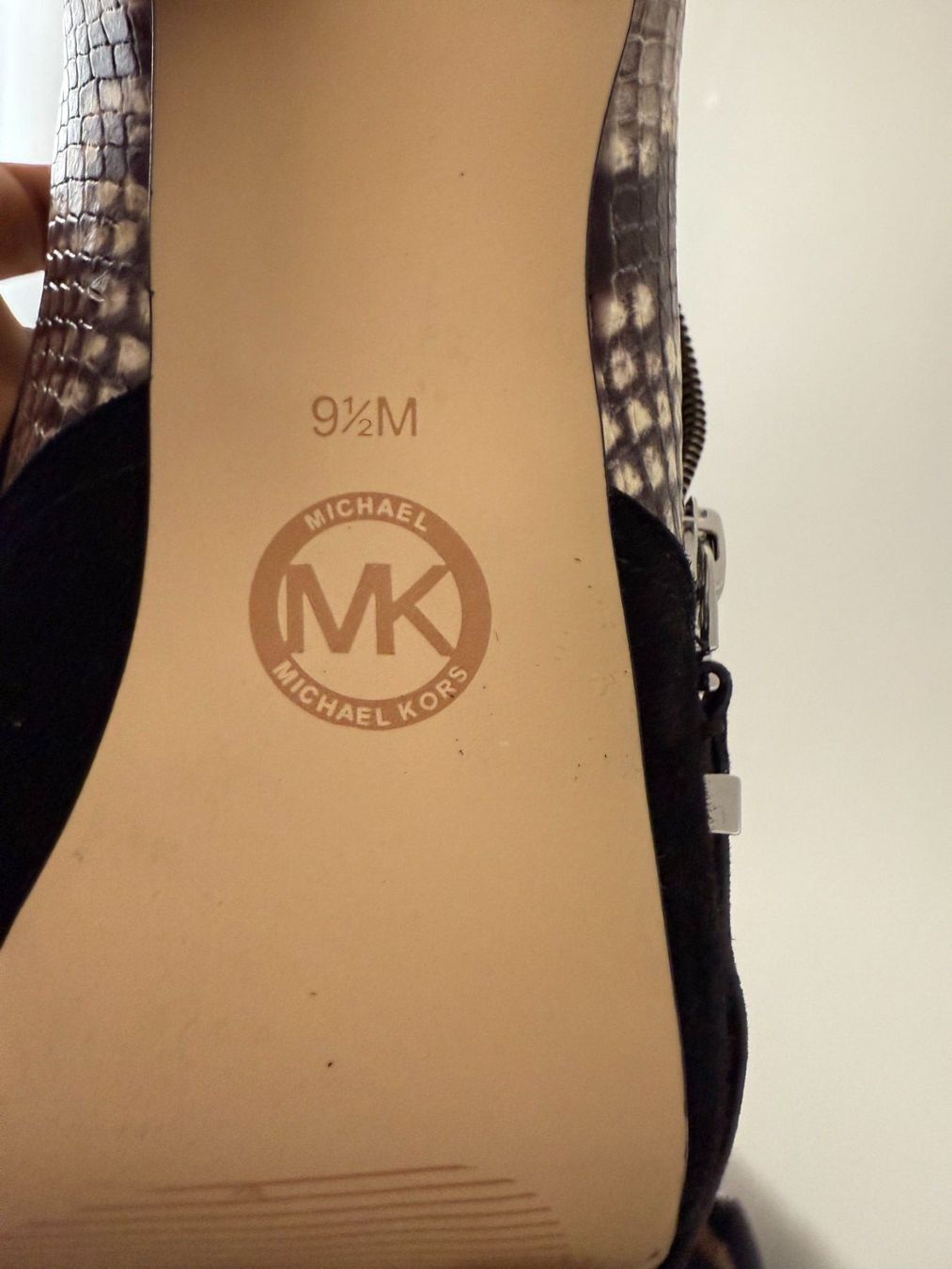 Michael Kors Scarpe da donna: 35. Bottines originales Michael Kors – Nuovo (secondo la descrizione) da Le Locle venduto da tchanatakoua 2