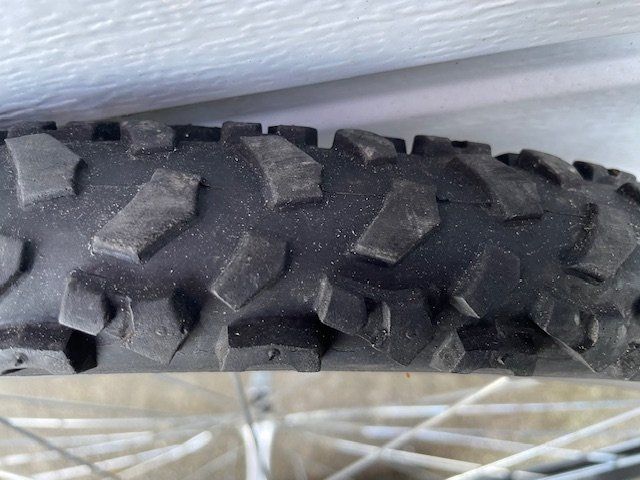 Pezzi di ricambio: 1paire de roues vélo – Usato da Ursy venduto da DK8 2