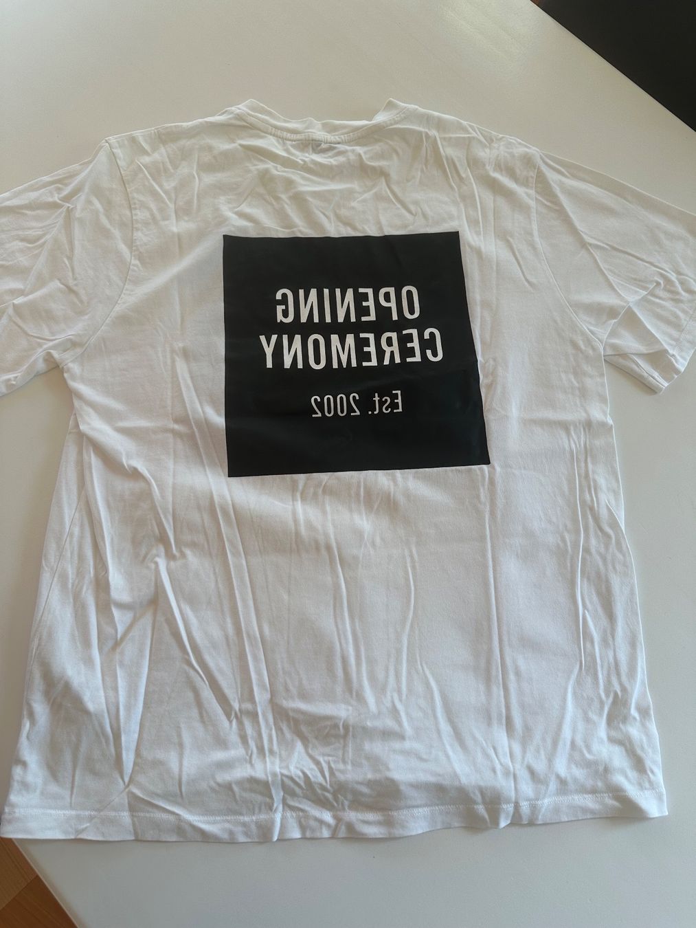 T-Shirts: Opening Ceremony Shirt in Grösse L – Gebraucht aus Attiswil von Cheech3072 1