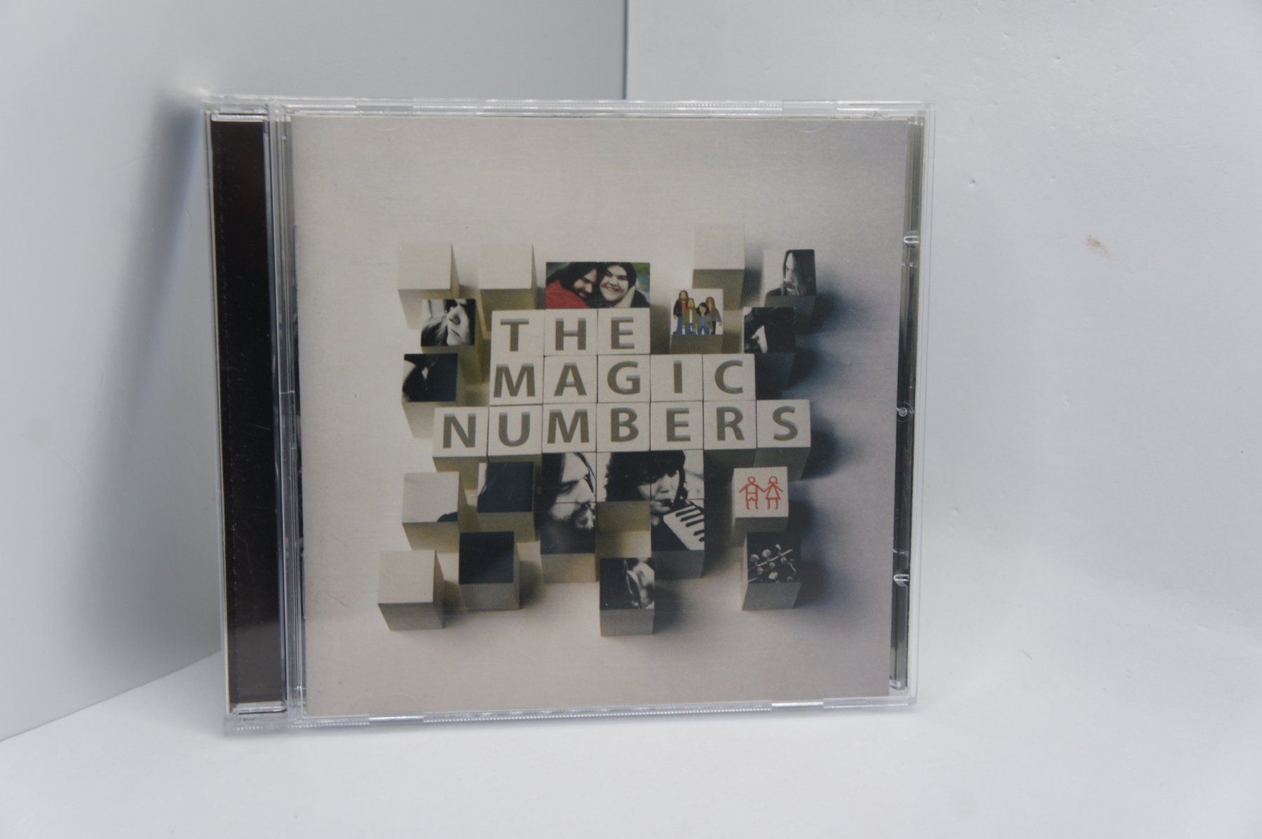 CD: CD The Magic Numbers ‎– The Magic Numbers – Usato da Ernetschwil venduto da luisvonerni