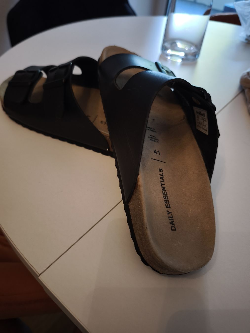 Scarpe da uomo: Daily Essentials Sandalen Grösse 41 – Nuovo (secondo la descrizione) da Effretikon venduto da donjuan105 2