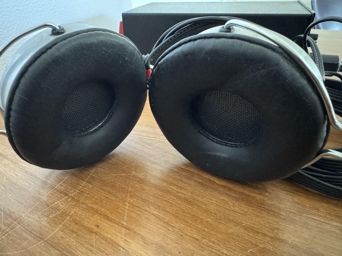 Stax Cuffie: Stax SRD-4 Adapter + Electret Ear Kopfhörer SR-40 – Usato da Zürich venduto da Nobs1 4