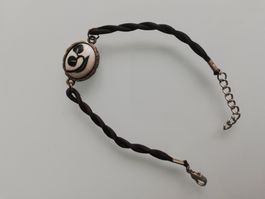 ARMBAND