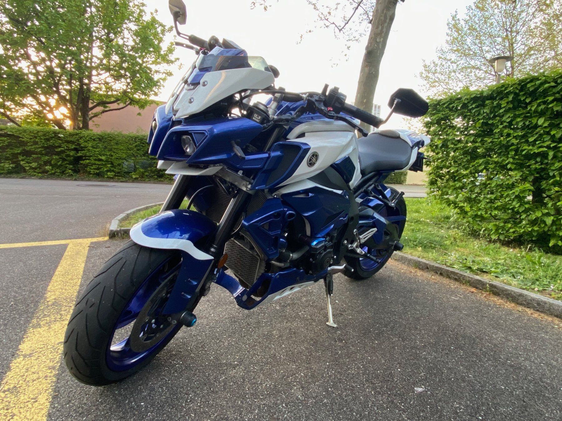 Yamaha Strasse: YAMAHA MT 10 mit Sonderlackierung – Gebraucht aus Reinach BL von DCastro4 1